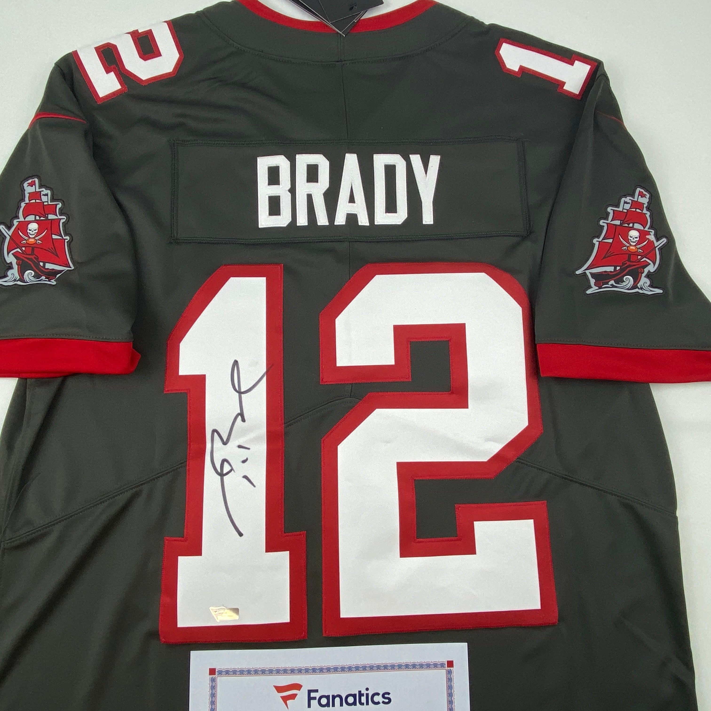 Autographed/Signed Tom Brady Tampa Bay Buccaneers Pewter Grey Authentic Nike Limited Football Jersey Fanatics COA/LOA