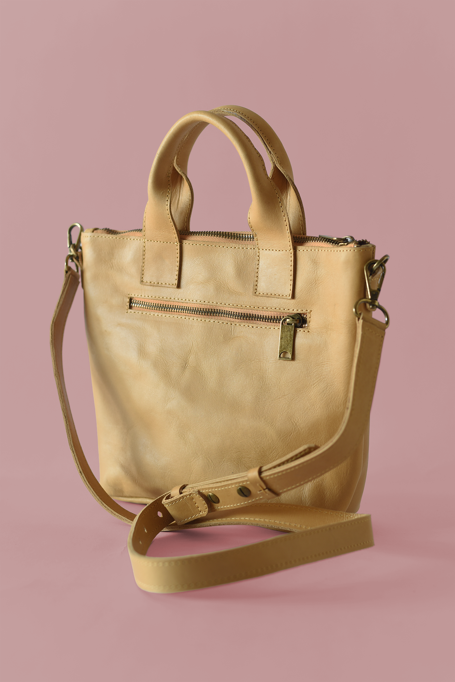 Medium Crossbody